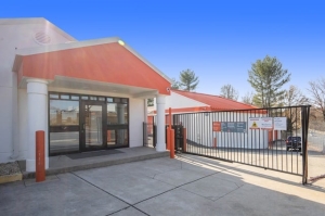 Public Storage - Dale City - 14215 Minnieville Road - Photo 4