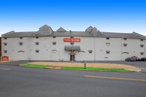 Public Storage - Gaithersburg - 501 E Diamond Ave - Photo 1