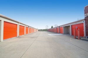 Public Storage - Raleigh - 4121 Commodity Pkwy - Photo 2