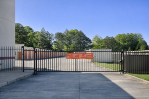 Public Storage - Memphis - 4409 Summer Ave - Photo 4