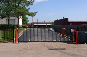 Public Storage - Cordova - 1546 N Germantown Pkwy - Photo 4