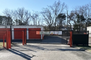 Public Storage - Hermitage - 1412 Central Court - Photo 4