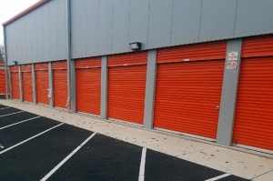 Public Storage - Sterling - 45941 Old Ox Road - Photo 2