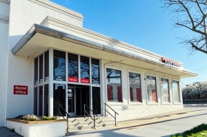 Public Storage - Kansas City - 3440 Main Street - Photo 1