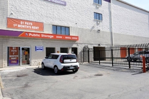 Public Storage - Chicago - 4072 N Broadway Street - Photo 1