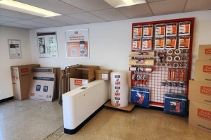 Public Storage - Chicago - 4072 N Broadway Street - Photo 3