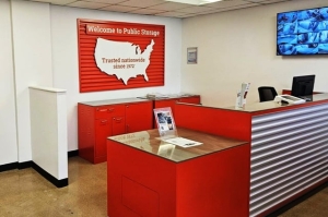 Public Storage - Chicago - 3327 W 47th Street - Photo 3