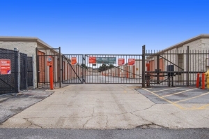 Public Storage - Orland Hills - 8901 159th Street - Photo 4