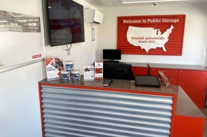 Public Storage - Florissant - 1795 N US Highway 67 - Photo 3