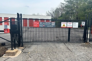 Public Storage - St Louis - 3192 S Brentwood Blvd - Photo 4