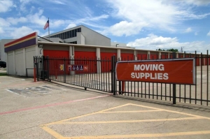 Public Storage - Oklahoma City - 7220 W Reno Ave - Photo 4