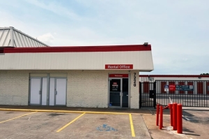 Public Storage - Oklahoma City - 7220 W Reno Ave