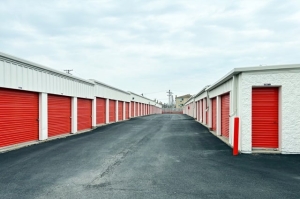 Public Storage - Schiller Park - 3902 River Road - Photo 2