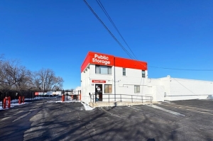 Public Storage - Oakbrook Terrace - 17 W 170 Roosevelt Road - Photo 1