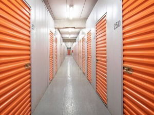 Public Storage - Chicago - 2835 North Western Ave - Photo 2