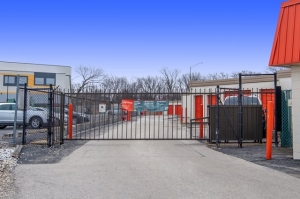 Public Storage - Willowbrook - 801 Joliet Road - Photo 4