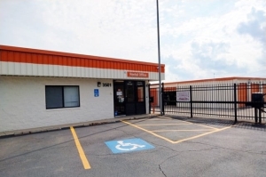 Public Storage - Park City - 3501 Belvidere Road - Photo 1