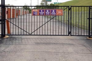 Public Storage - Park City - 3501 Belvidere Road - Photo 4