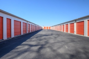 Public Storage - Skokie - 8050 McCormick Blvd - Photo 2