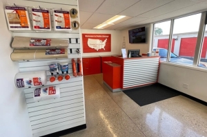 Public Storage - Skokie - 8050 McCormick Blvd - Photo 3