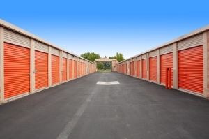 Public Storage - Lakeville - 21002 Heron Way