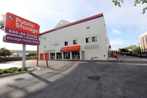 Public Storage - Des Plaines - 8790 W Golf Road - Photo 1