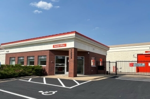 Public Storage - Apple Valley - 7233 155th St W - Photo 1