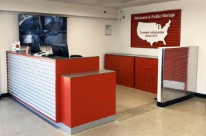 Public Storage - Berwyn - 2801 S Harlem Ave - Photo 3