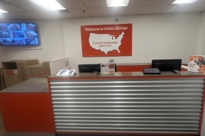 Public Storage - Minneapolis - 3245 Hiawatha Ave S - Photo 3