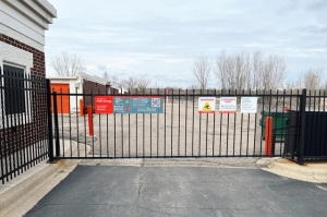 Public Storage - Woodbury - 2280 Wooddale Drive