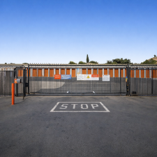 Public Storage - Los Angeles - 4889 Valley Blvd - Photo 4