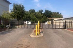 Public Storage - Murfreesboro - 863 Fortress Bl - Photo 3