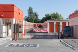 Public Storage - Salt Lake City - 1560 West North Temple - Photo 4