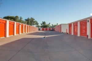 Public Storage - Phoenix - 669 W Union Hills Dr - Photo 2