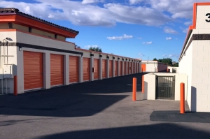 Public Storage - Gilbert - 3280 E Chandler Heights Rd - Photo 2