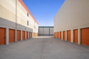 Public Storage - Los Angeles - 4583 Huntington Drive South - Photo 2