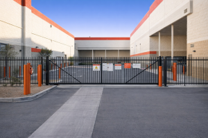 Public Storage - Van Nuys - 15350 Oxnard Street - Photo 4