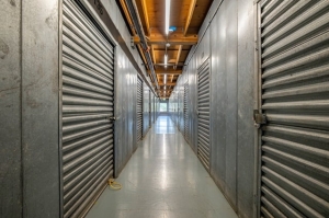 Public Storage - Los Angeles - 365 W Manchester Ave - Photo 2