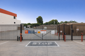 Public Storage - Montebello - 240 E Whittier Blvd - Photo 4