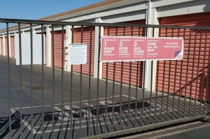 Public Storage - Rancho Cordova - 3200 Mather Field Rd - Photo 4