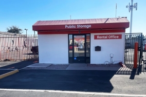 Public Storage - Scottsdale - 8615 E McDowell Rd - Photo 1