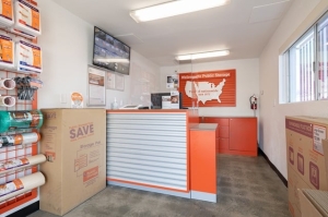 Public Storage - La Puente - 13822 E Valley Blvd - Photo 3