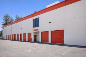 Public Storage - Mountain View - 830 N Rengstorff Ave - Photo 2