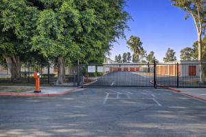 Public Storage - Santa Ana - 2200 E McFadden Ave - Photo 4