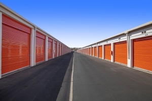 Public Storage - Downey - 12245 Woodruff Ave - Photo 2