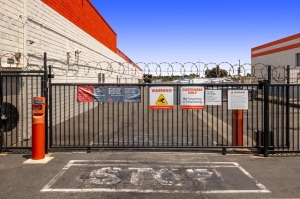 Public Storage - Harbor City - 24180 Vermont Ave - Photo 4