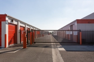 Public Storage - Santa Clara - 630 Laurelwood Road - Photo 4