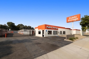 Public Storage - Carson - 1421 E Del Amo Blvd - Photo 1