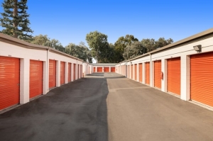 Public Storage - Carson - 1421 E Del Amo Blvd - Photo 2