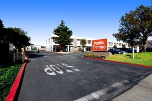 Public Storage - South San Francisco - 160 S Spruce Ave - Photo 1